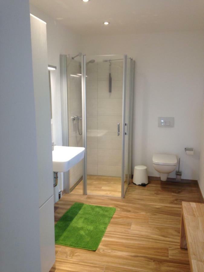 01 Apartment *